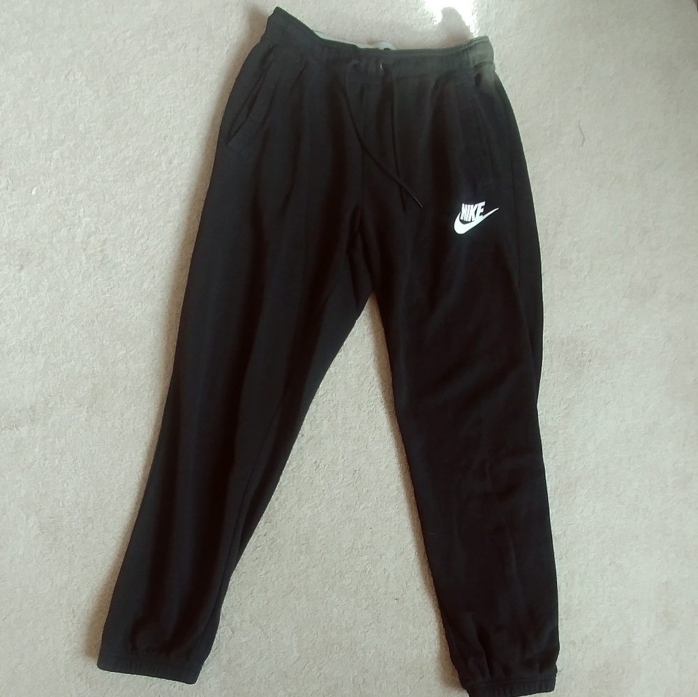 Nike fleece joggers